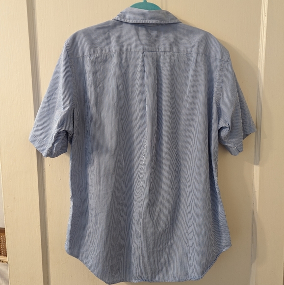 Ralph Lauren Classic Fit Button-Down Shirt - Picture 6 of 7